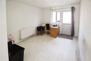 Photo 14- click for photo gallery